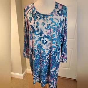 LOGO By Lori Goldstein Print Rayon 230 Top With Angeled Hem